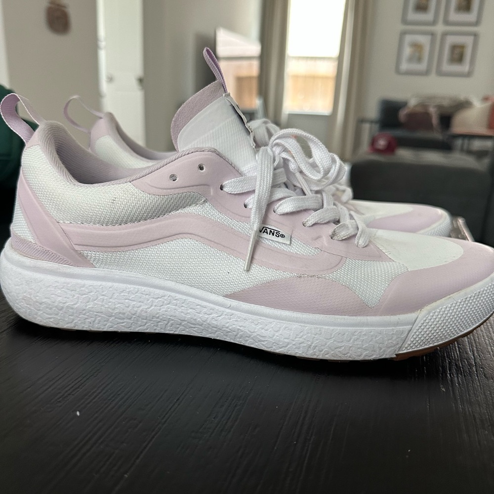Vans Ultrarange Women's Soft Pink and White Sneakers